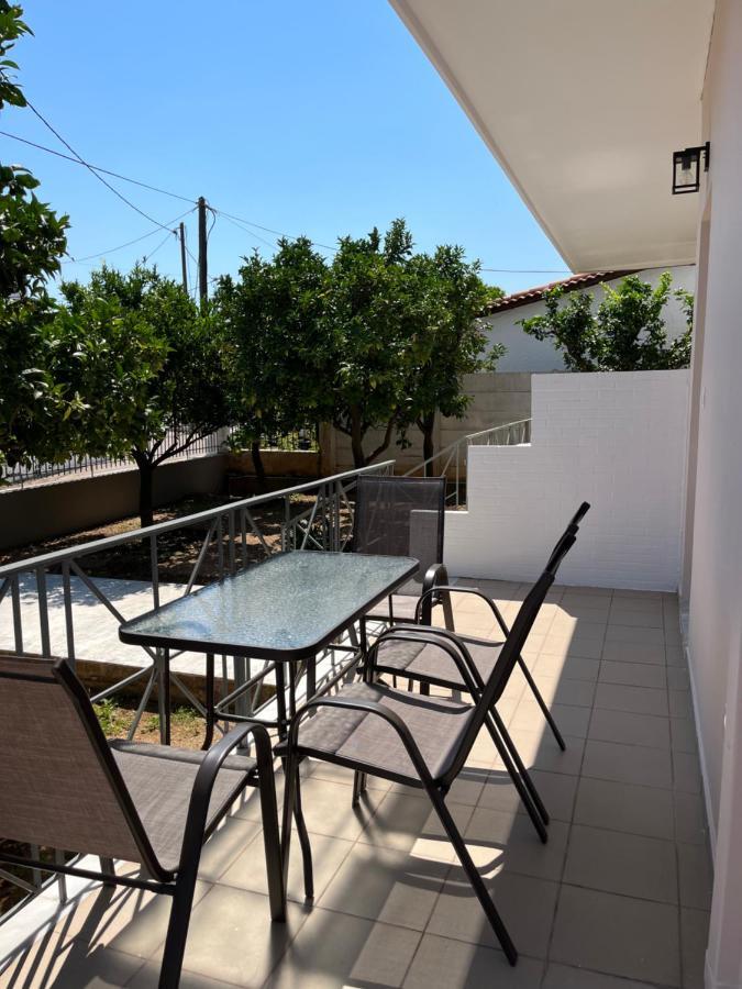 Koulouras Holiday Apartments Nikolaíika Exterior photo